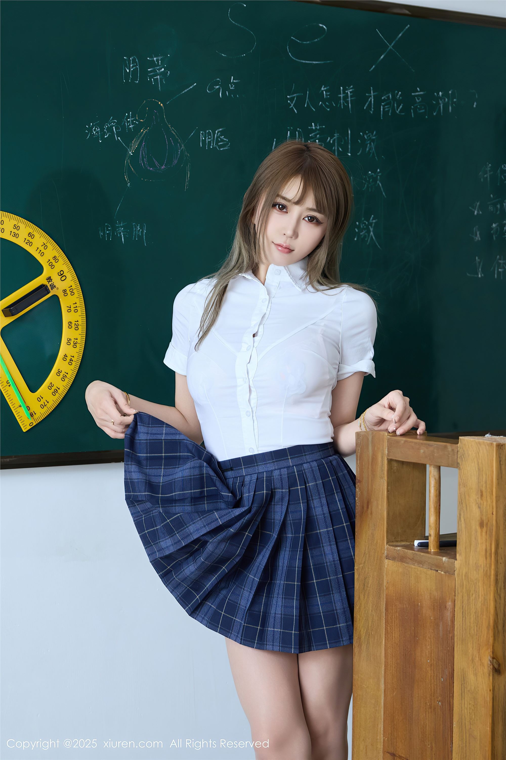 Xiuren秀人网 2025.09.10 NO.10750 Zoe柚柚